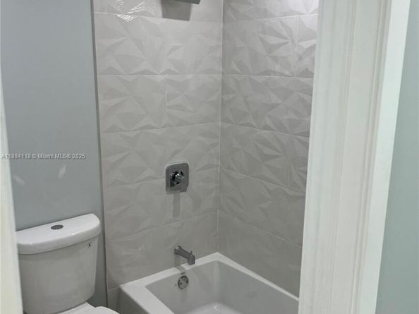 18902 NW 46th Ave, Miami Gardens FL 33055