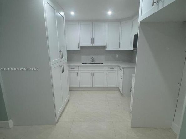 18902 NW 46th Ave, Miami Gardens FL 33055