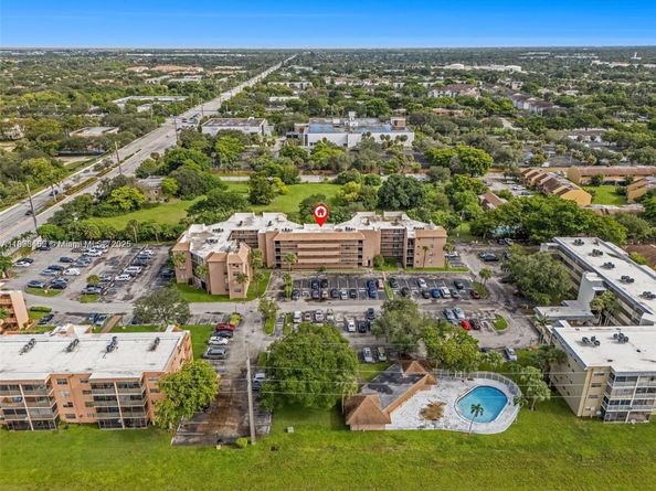 3120 N Pine Island Rd 307, Sunrise FL 33351