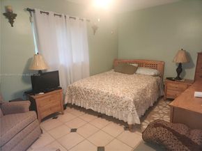 6900 NW 94th Ave, Tamarac FL 33321