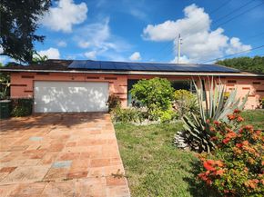 6900 NW 94th Ave, Tamarac FL 33321