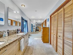 7801 SW 170th St, Palmetto Bay FL 33157