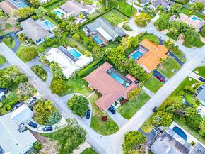 7801 SW 170th St, Palmetto Bay FL 33157