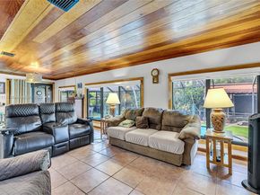 7801 SW 170th St, Palmetto Bay FL 33157