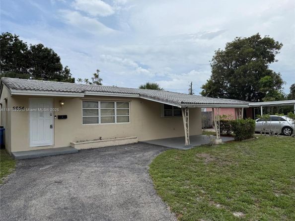 5654 NE 5th Ave, Oakland Park FL 33334