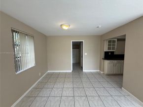 5654 NE 5th Ave, Oakland Park FL 33334