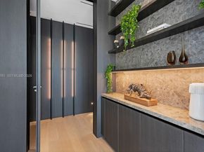 217 E Rivo Alto Dr, Miami Beach FL 33139