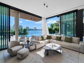 217 E Rivo Alto Dr, Miami Beach FL 33139