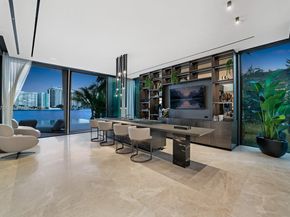 217 E Rivo Alto Dr, Miami Beach FL 33139