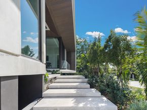 217 E Rivo Alto Dr, Miami Beach FL 33139