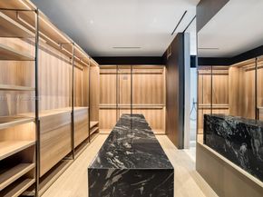 217 E Rivo Alto Dr, Miami Beach FL 33139