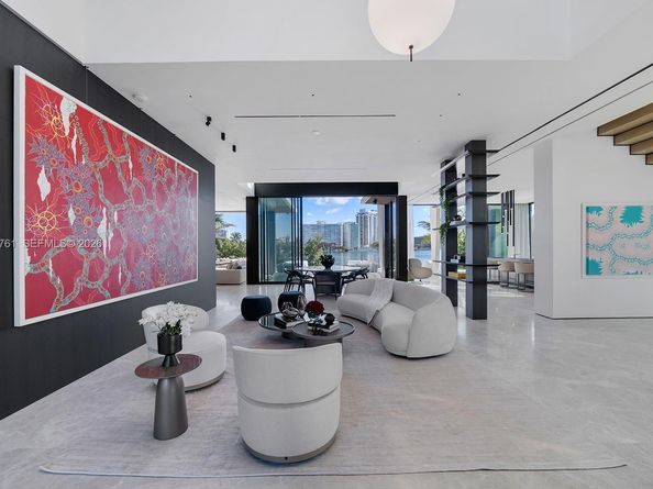 217 E Rivo Alto Dr, Miami Beach FL 33139