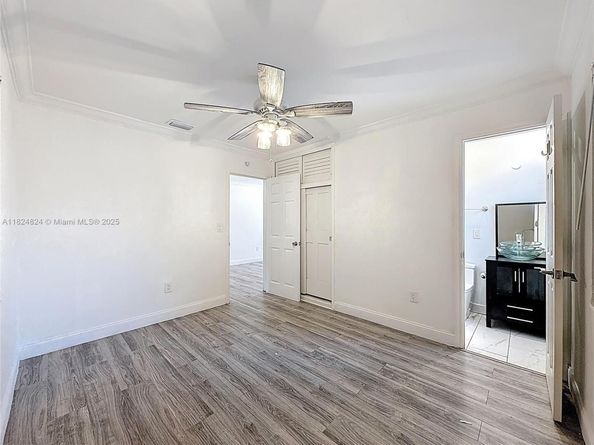 6464 Mcclellan St, Hollywood FL 33024