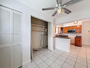 6464 Mcclellan St, Hollywood FL 33024