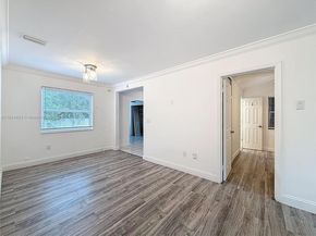 6464 Mcclellan St, Hollywood FL 33024