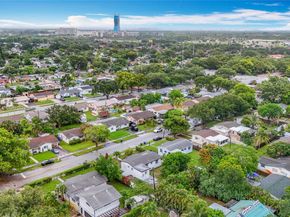 6464 Mcclellan St, Hollywood FL 33024