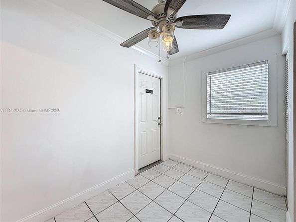 6464 Mcclellan St, Hollywood FL 33024