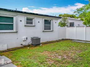 6464 Mcclellan St, Hollywood FL 33024