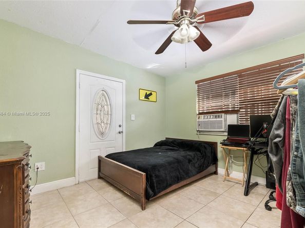 2020 NW 107th St, Miami FL 33167