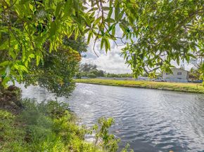 2020 NW 107th St, Miami FL 33167