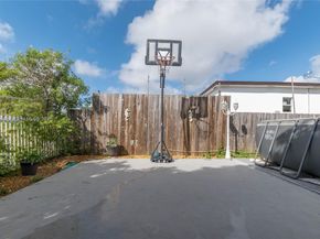 2020 NW 107th St, Miami FL 33167