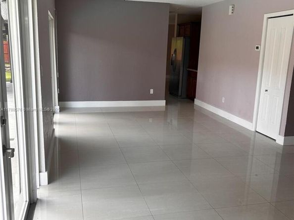 10115 SW 127th Ct, Miami FL 33186