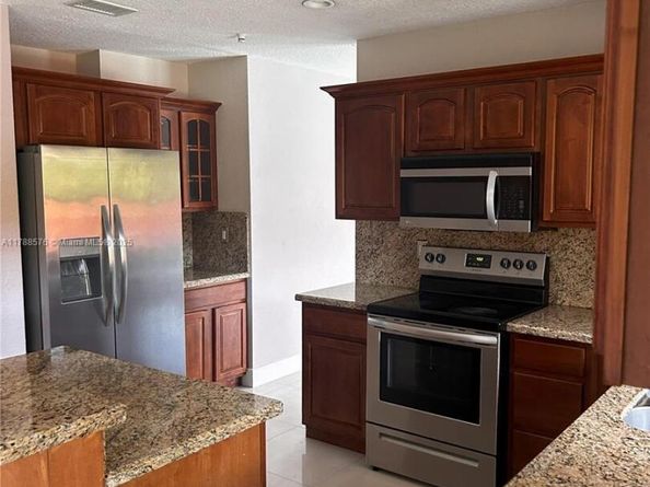 10115 SW 127th Ct, Miami FL 33186