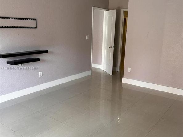 10115 SW 127th Ct, Miami FL 33186