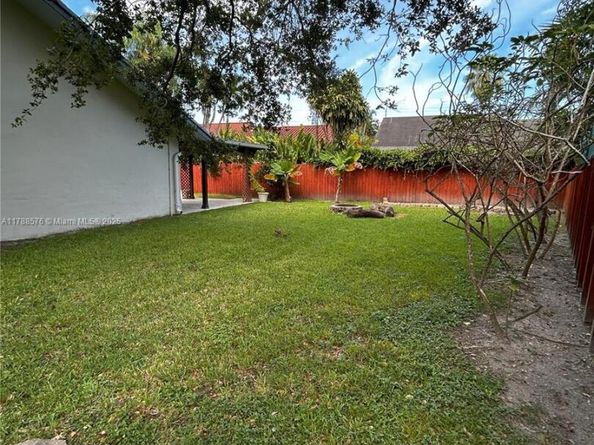 10115 SW 127th Ct, Miami FL 33186