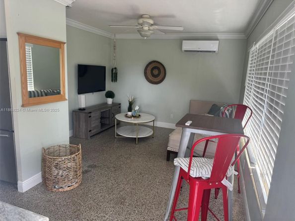 121 Linda Ln, Palm Beach Shores FL 33404