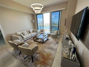 16385 Biscayne Blvd PH7, North Miami Beach FL 33160