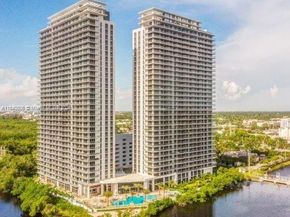 16385 Biscayne Blvd PH7, North Miami Beach FL 33160