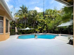 375 Sabal Way, Weston FL 33326