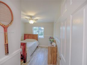 1227 SW 46th Ter, Deerfield Beach FL 33442