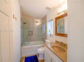 1227 SW 46th Ter, Deerfield Beach FL 33442