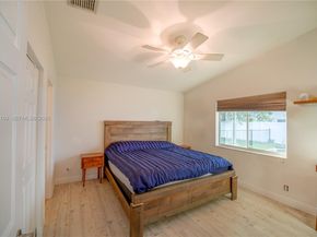 1227 SW 46th Ter, Deerfield Beach FL 33442