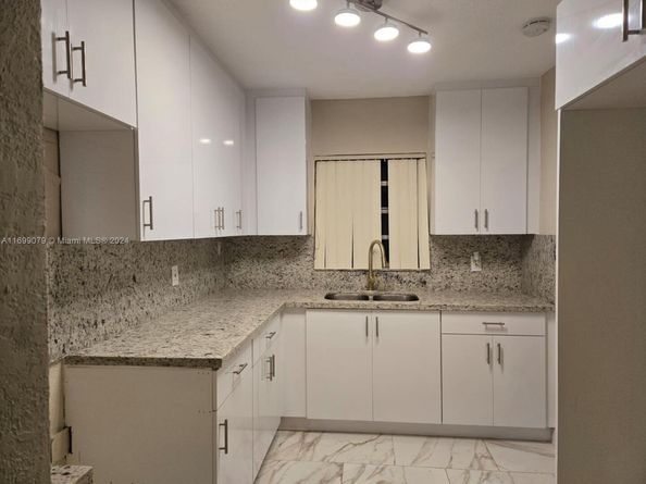 9780 SW 167th St, Miami FL 33157
