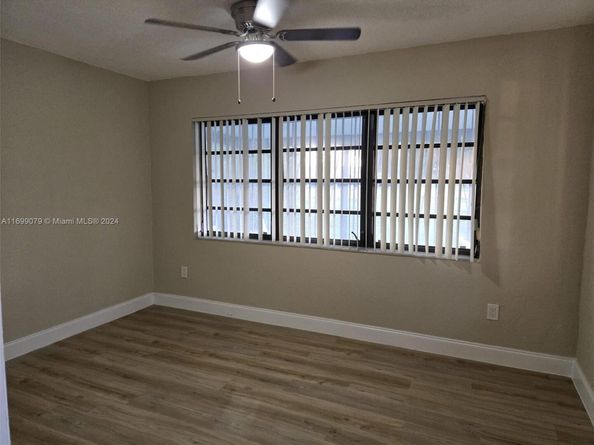 9780 SW 167th St, Miami FL 33157