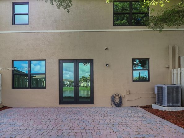 11401 SW 238th St, Homestead FL 33032