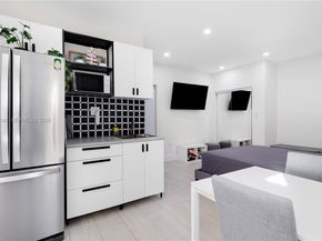 1140 N Douglas Rd, Pembroke Pines FL 33024