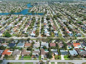 1140 N Douglas Rd, Pembroke Pines FL 33024