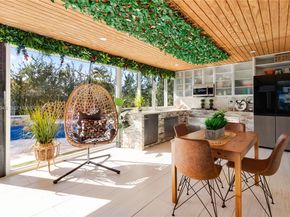 1140 N Douglas Rd, Pembroke Pines FL 33024