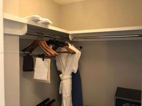 1435 Brickell Ave 3505, Miami FL 33131