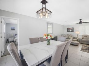 6121 SW 16th St, Plantation FL 33317