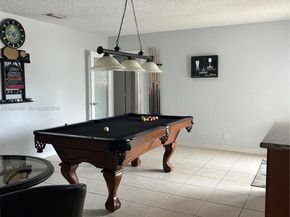 6121 SW 16th St, Plantation FL 33317