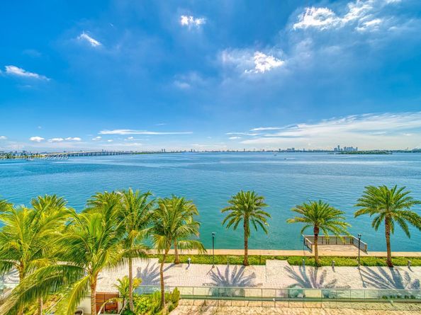 2900 NE 7th Ave 405, Miami FL 33137