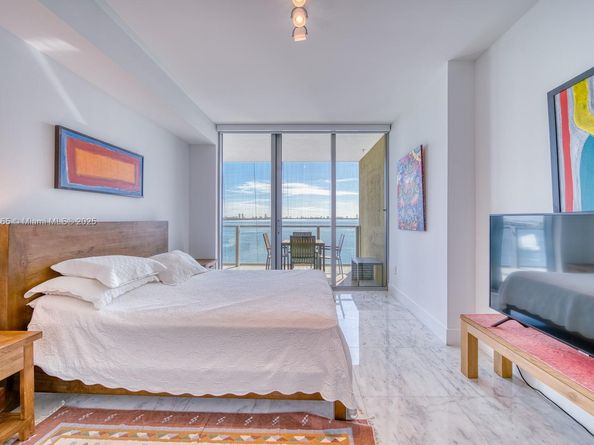 2900 NE 7th Ave 405, Miami FL 33137