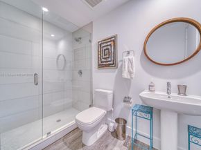 2900 NE 7th Ave 405, Miami FL 33137