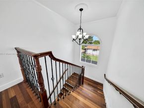 2705 SW 108th Ct, Miami FL 33165