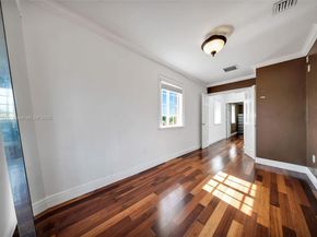 2705 SW 108th Ct, Miami FL 33165